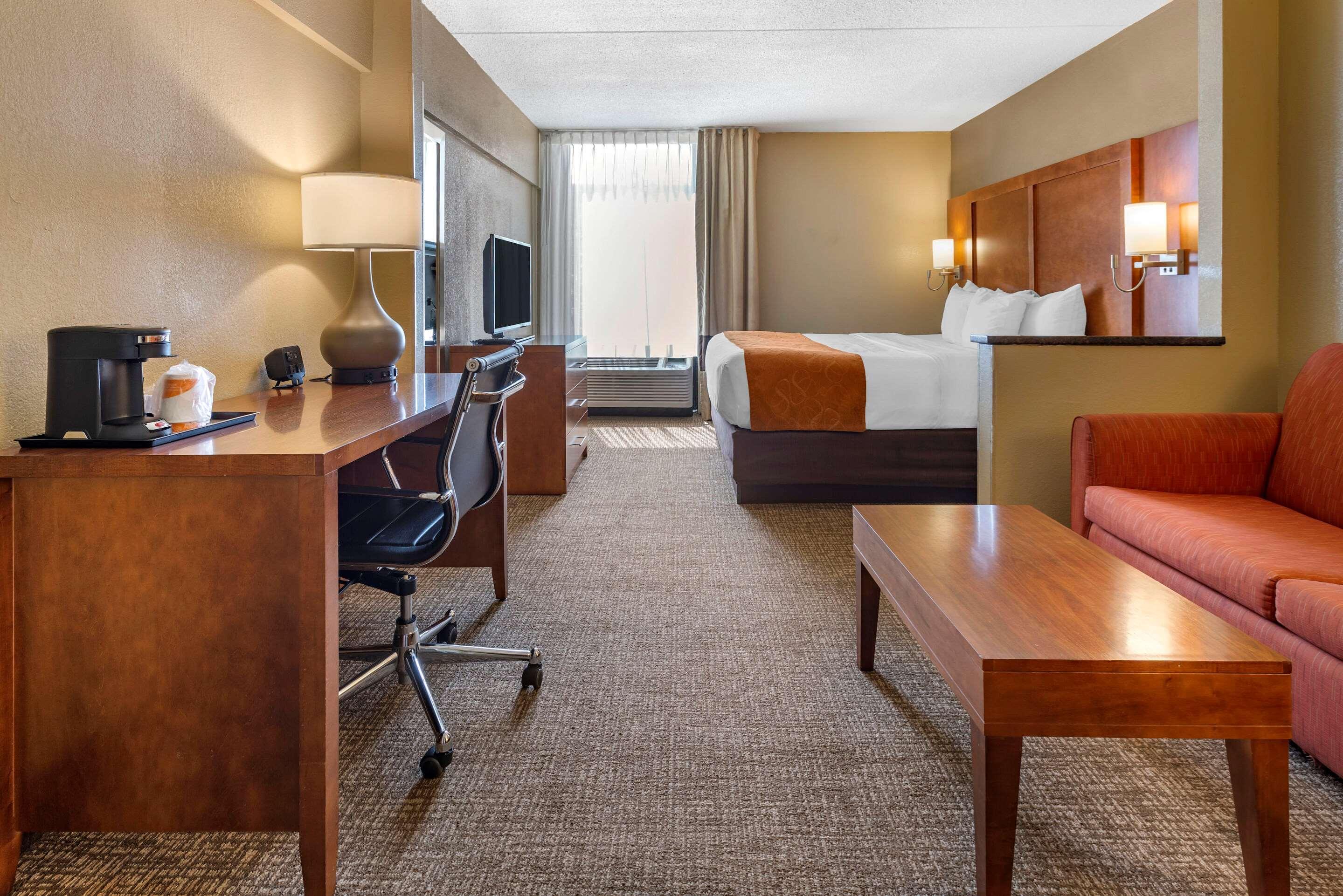 Comfort Suites Bethlehem Near Lehigh University And Lvi Airport Экстерьер фото